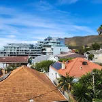 Westwind Light & Bright Luxury Apartment