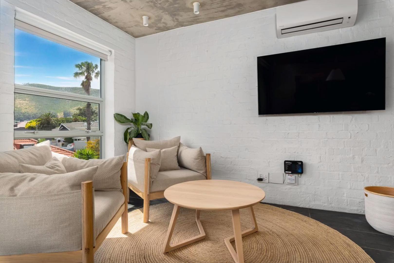 Westwind Light & Bright Luxury Apartment Cape Town
